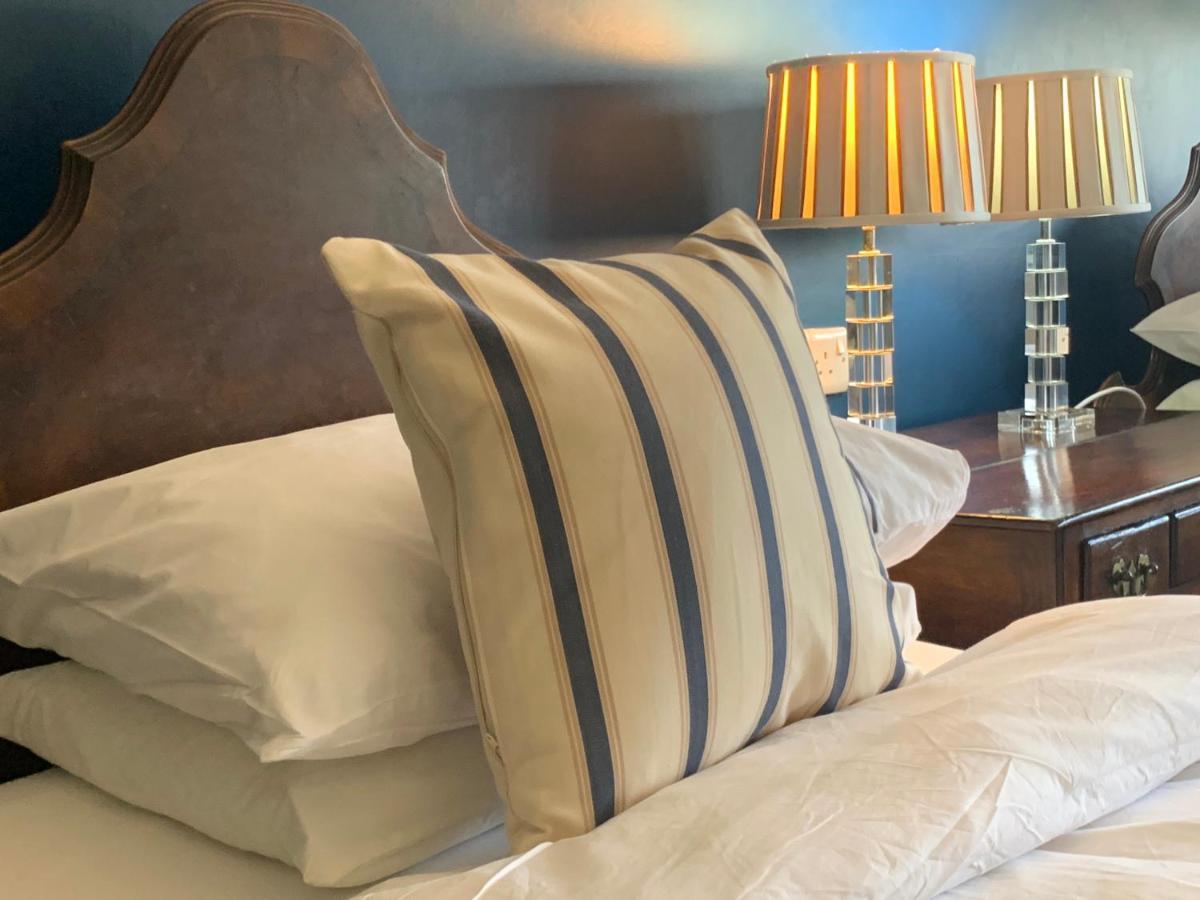 The Coast Yard B & B Chalet Hotel 셀시 외부 사진
