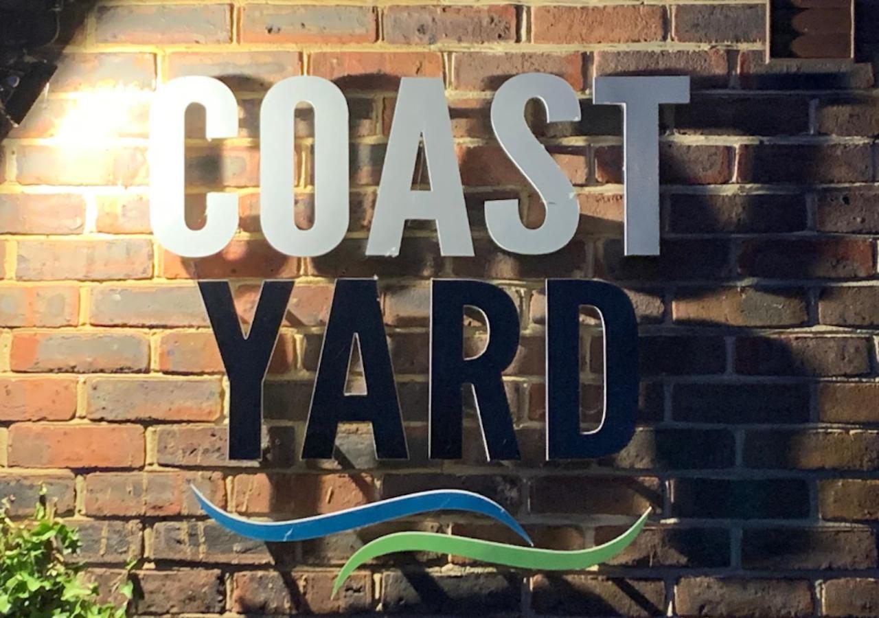 The Coast Yard B & B Chalet Hotel 셀시 외부 사진