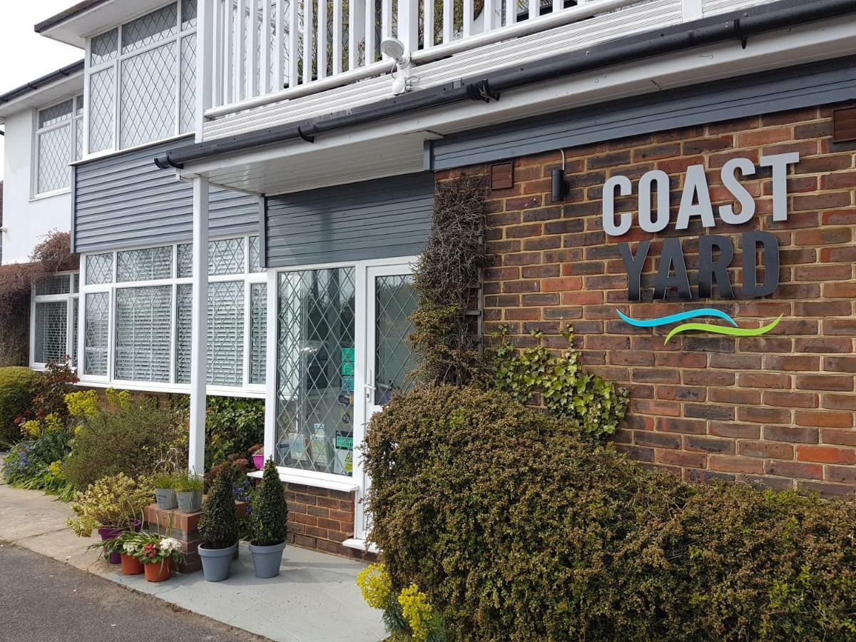 The Coast Yard B & B Chalet Hotel 셀시 외부 사진